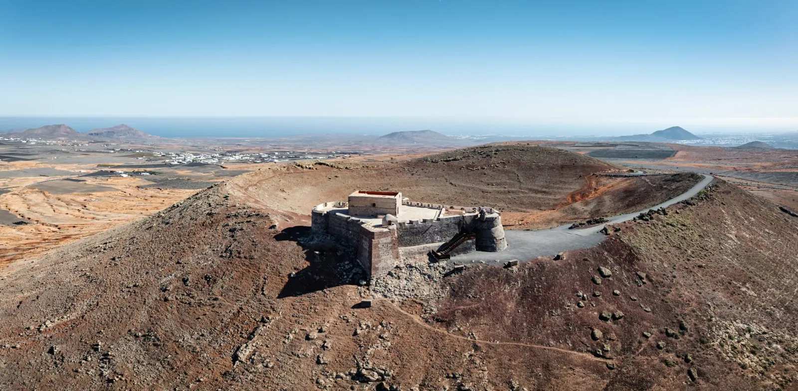 Lanzarote: Vulkanlandschaft und Küste